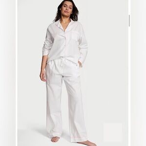 Victoria’s Secret White Heritage Cotton Long Pajama Set, size M Regular